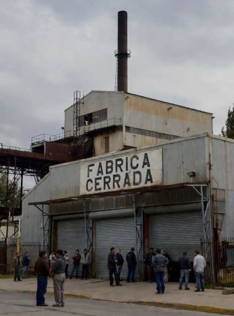 Debate sobre el declive argentino.